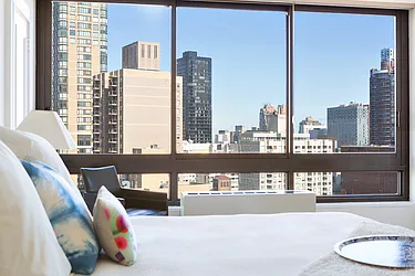 Sold by Luxus Manhattan Realty