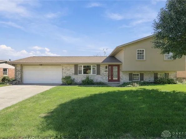 562 Hathaway Trl, Tipp City, OH 45371