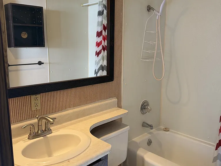1213 E Union Ave #4 — Photo 6