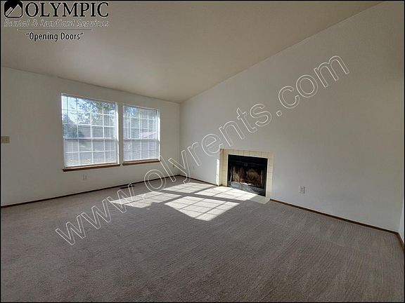 2nd image of 1306 Creekwood Ct SE