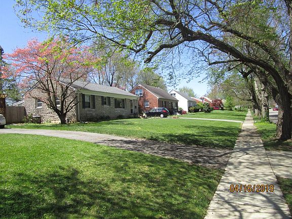 2nd image of 1642 Lindy Ln