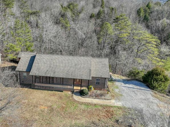 1658 Old Chilhowee Rd, Seymour, TN 37865