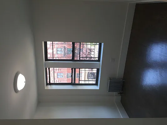 Rented by Mdays Realty | media 52