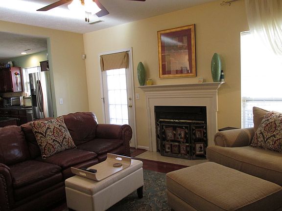 5th image of 3006 S Waterford Ct