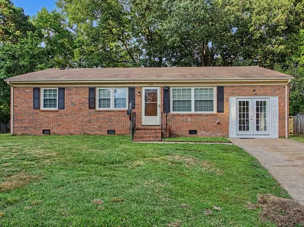 5000 Hillsboro Ct, Hampton, VA 23605
