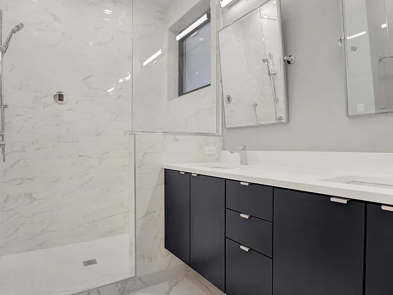 1022 N Honore St #2 — Photo 24