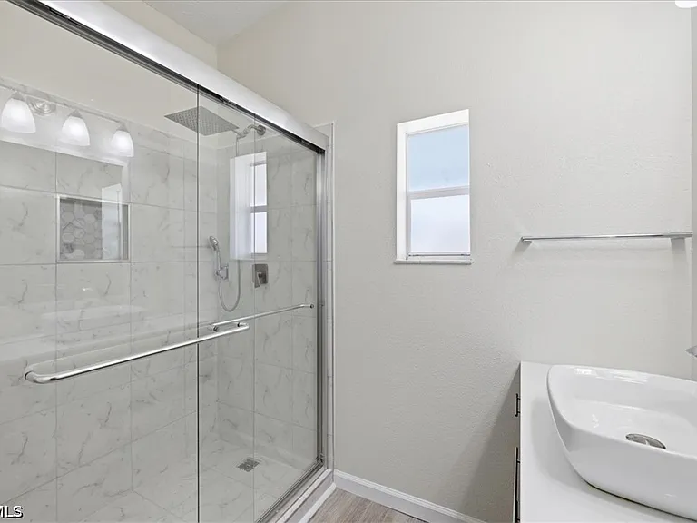 730 Chippewa Trl — Photo 20