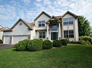 8926 Carriage Hill Rd, Savage, MN 55378