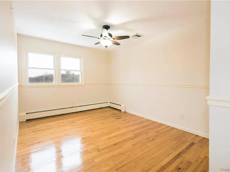 7 Knoll Ct — Photo 11