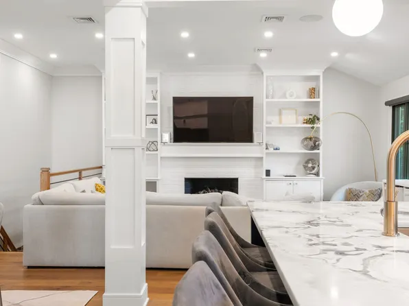 54 Kent Street image 4 of 96