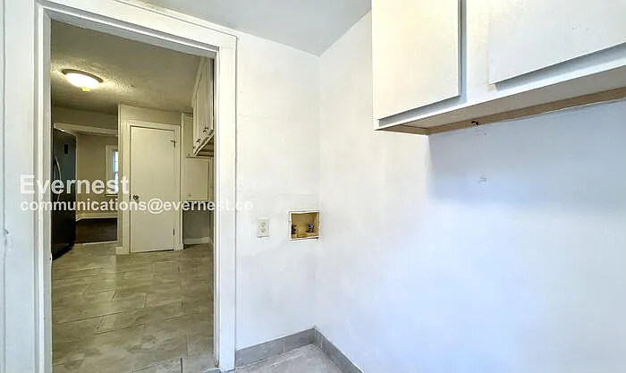 761 Whitney Ave — Photo 15