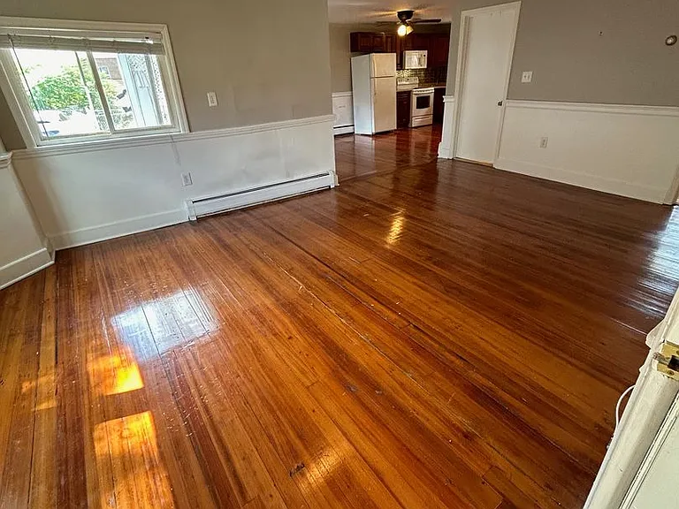 48 Port Norfolk St #1B — Photo 2