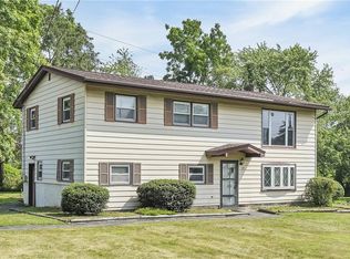 25 Pine Echo Dr, Poughkeepsie, NY