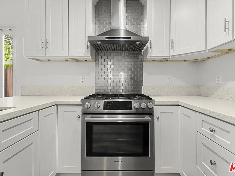 838 Hilldale Ave — Photo 11