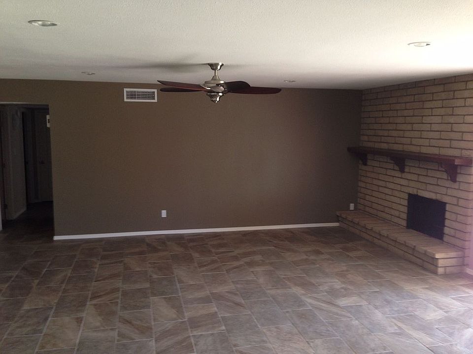 1st image of 17218 N 31st Dr