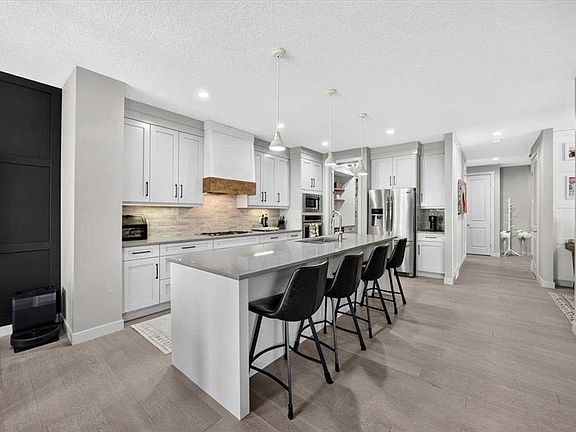 3rd image of 136 S Riviera Way