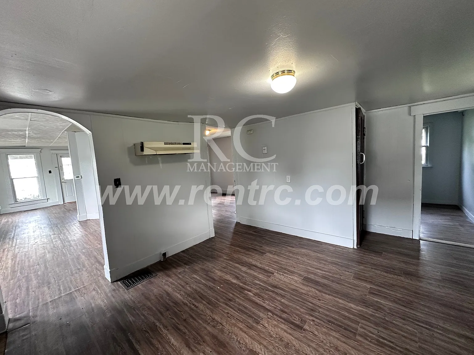 3 bed, 1150 sqft, $875 — Photo 3