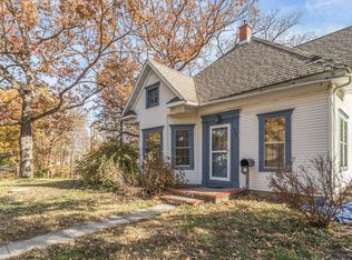 548 Forest Glen St, Ames, IA 50014