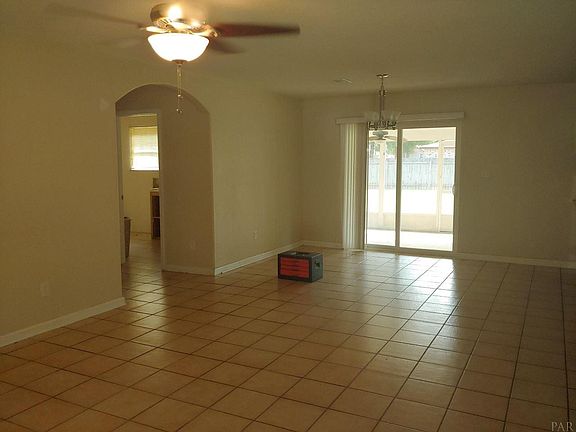 4th image of 5071 Glover Ln