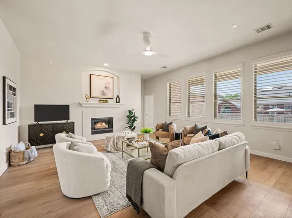 329 Village Trl, Trophy Club, TX 76262