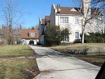1st image of 1710 Woodlin Dr