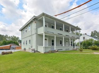 338-340 Mendon Rd, Cumberland, RI 02864