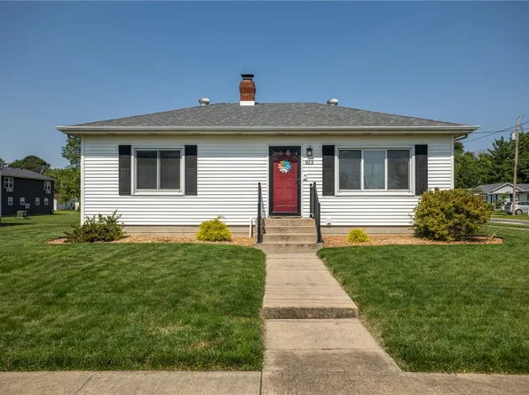 813 N Main St, Effingham, IL 62401