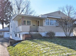 581 Ruth Dr, Hubbard, OH 44425