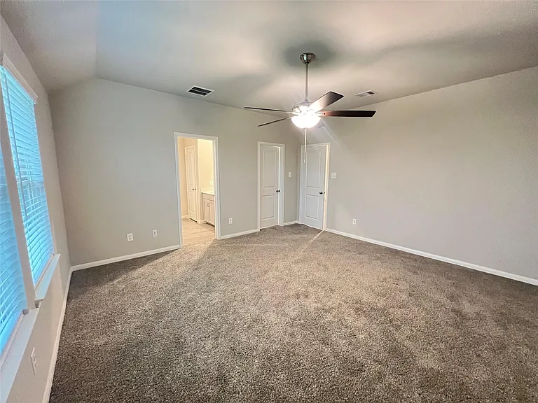 27103 Blue Pool Dr — Photo 22