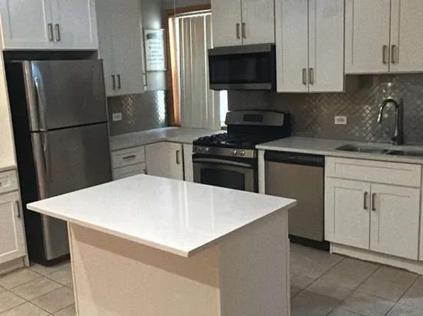 4252 S Cottage Grove Ave #3N, Chicago, IL 60653