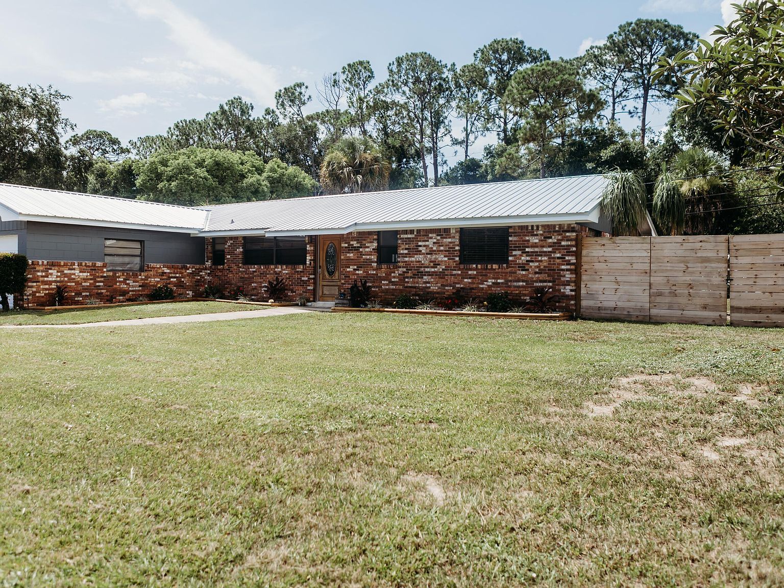 2645 Shady Oaks Dr, Titusville, FL 32796 | Zillow