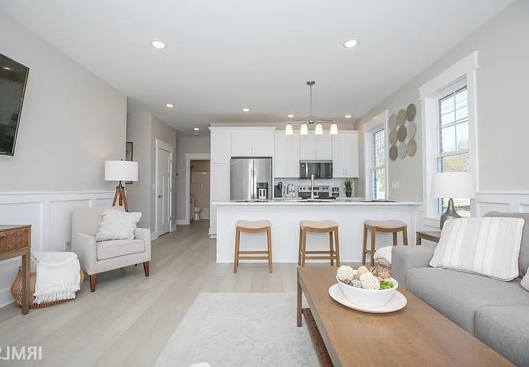 8458 Bell Crossing Dr — Photo 9