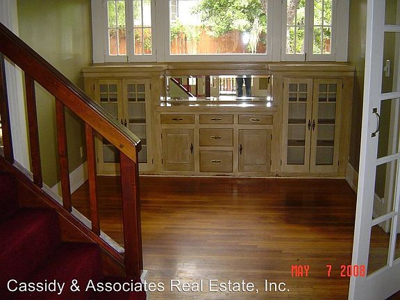 2nd image of 3028 Date St