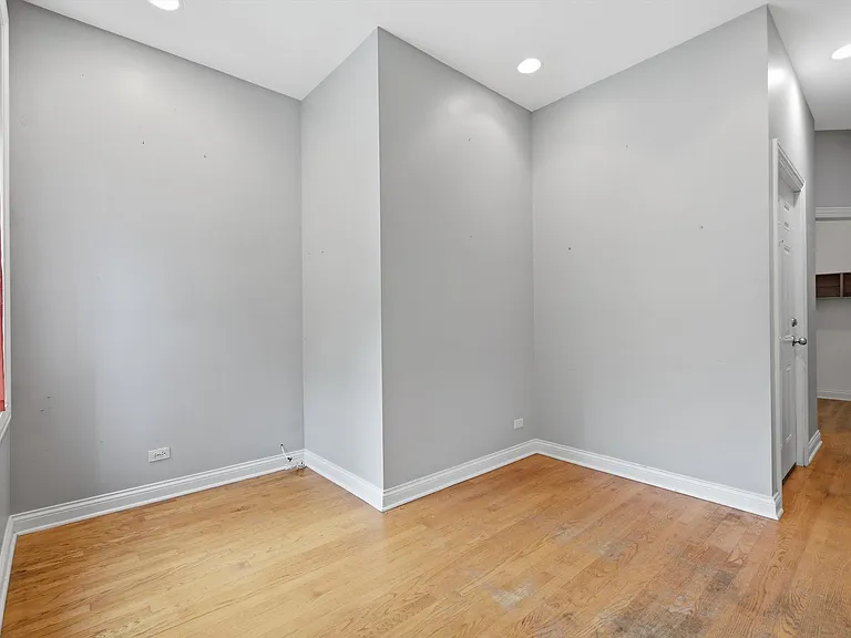 2610 W Iowa St #2F — Photo 7