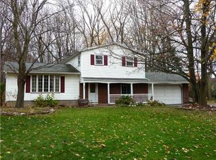 235 Laurelwood Dr, Rochester, NY 14626