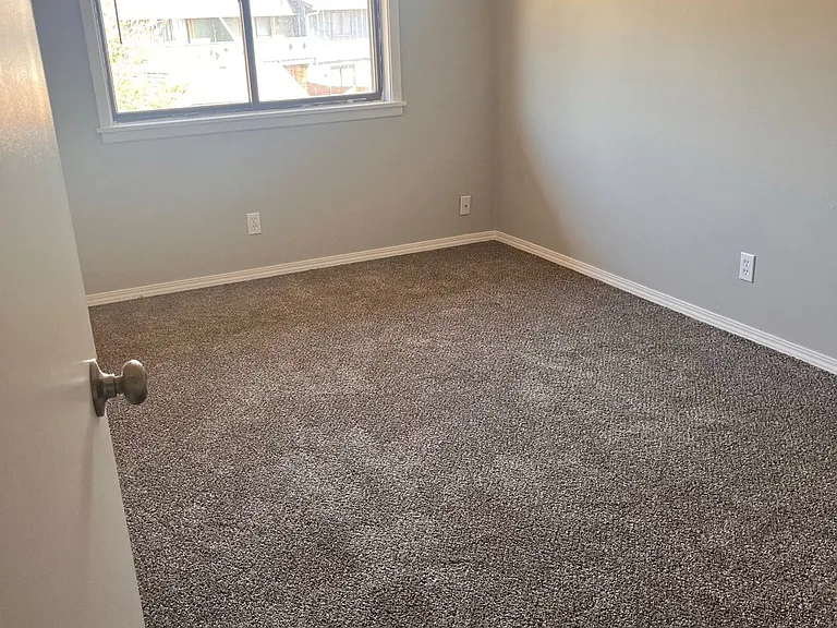 Parke East Townhomes — Photo 107