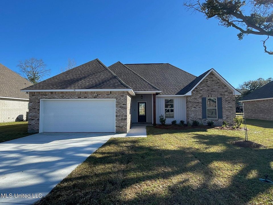 1st image of 14 Alexandria Grace Dr