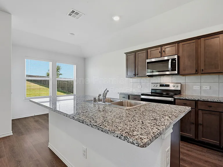 3311 Brookstone Dr — Photo 9