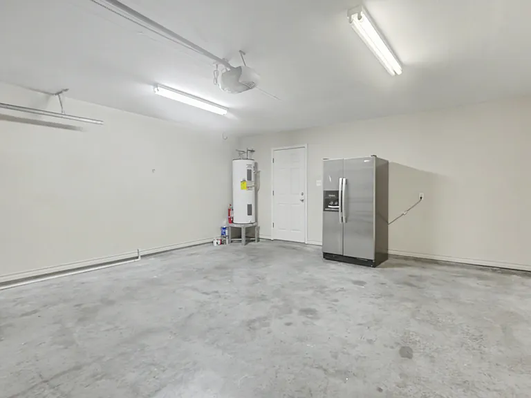 1111 Meadowbrook Dr — Photo 15