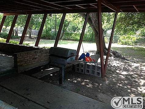 2nd image of 5917 Trailwood Dr