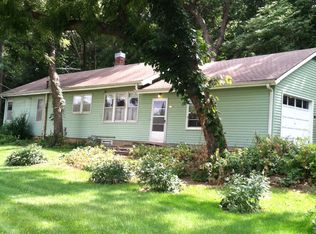 8920 Woodland Dr, Lenexa, KS 66220