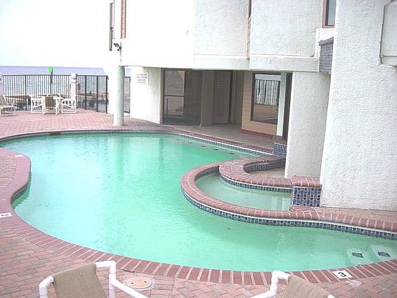 2nd image of 220 W Cora Lee Dr #309