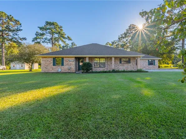 15346 Carlou Dr, Hammond, LA 70454