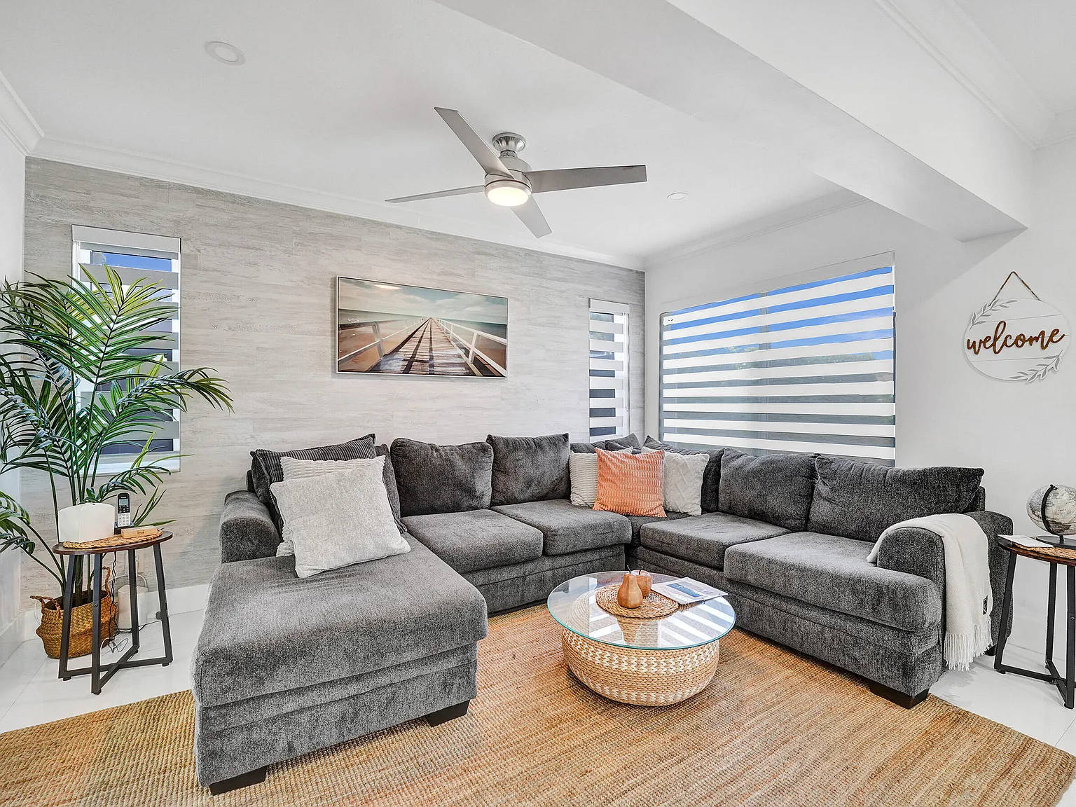 3 bed, 2.0 bath, 1160 sqft, $5,000 — Photo 4