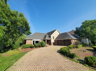 20905 London Dr, Olympia Fields, IL