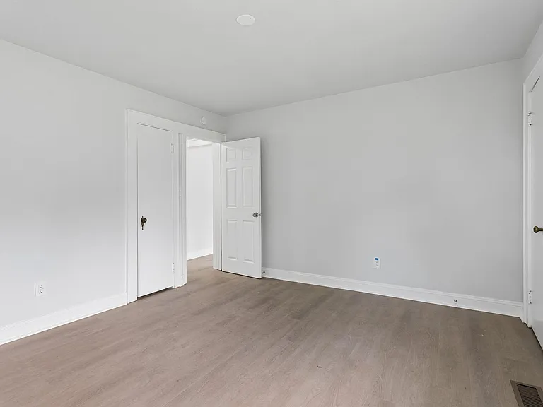 19 Magnolia Pl — Photo 18