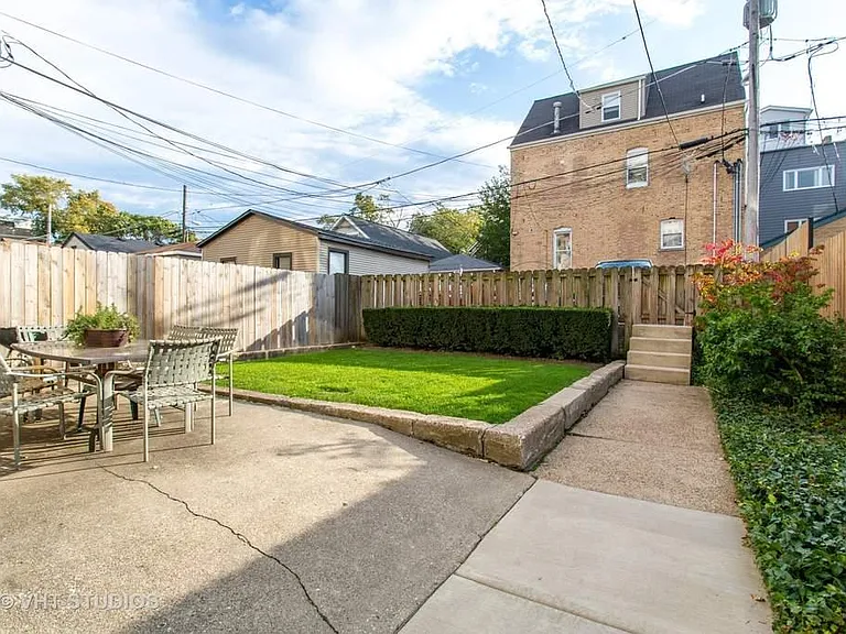 1925 N Wolcott Ave #A — Photo 18