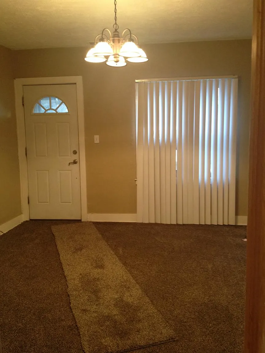 4250 Dearborn Ave photo 1