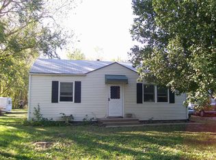 3448 Dempsey Rd, Manhattan, KS 66502