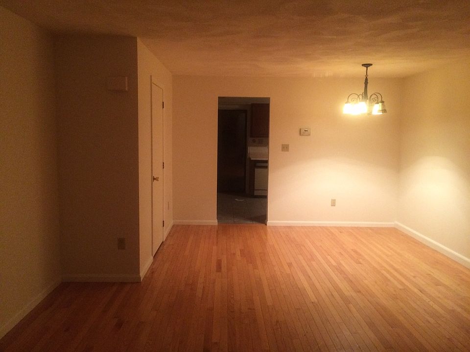 1st image of 359 Farrwood Dr